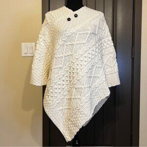 MURRAY CLAN OF IRELAND Henry Clan Aran Poncho, One Size Fits All